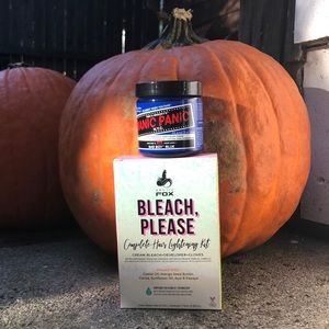 NWT ✨Cruelty Free✨ Arctic Fox Bleach Kit & Manic Panic Blue Hair Dye